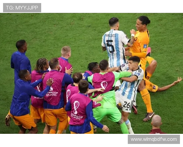 张晶四赛连创最差纪录黄牌纷飞 张晶四赛连创最差纪录黄牌纷飞